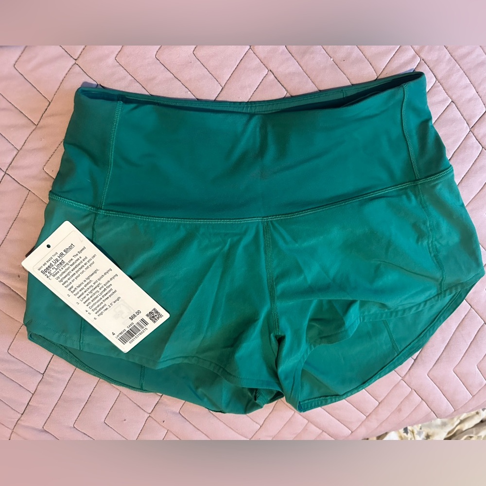 Lululemon Speed Up High Rise Shorts  size 4 2.5"